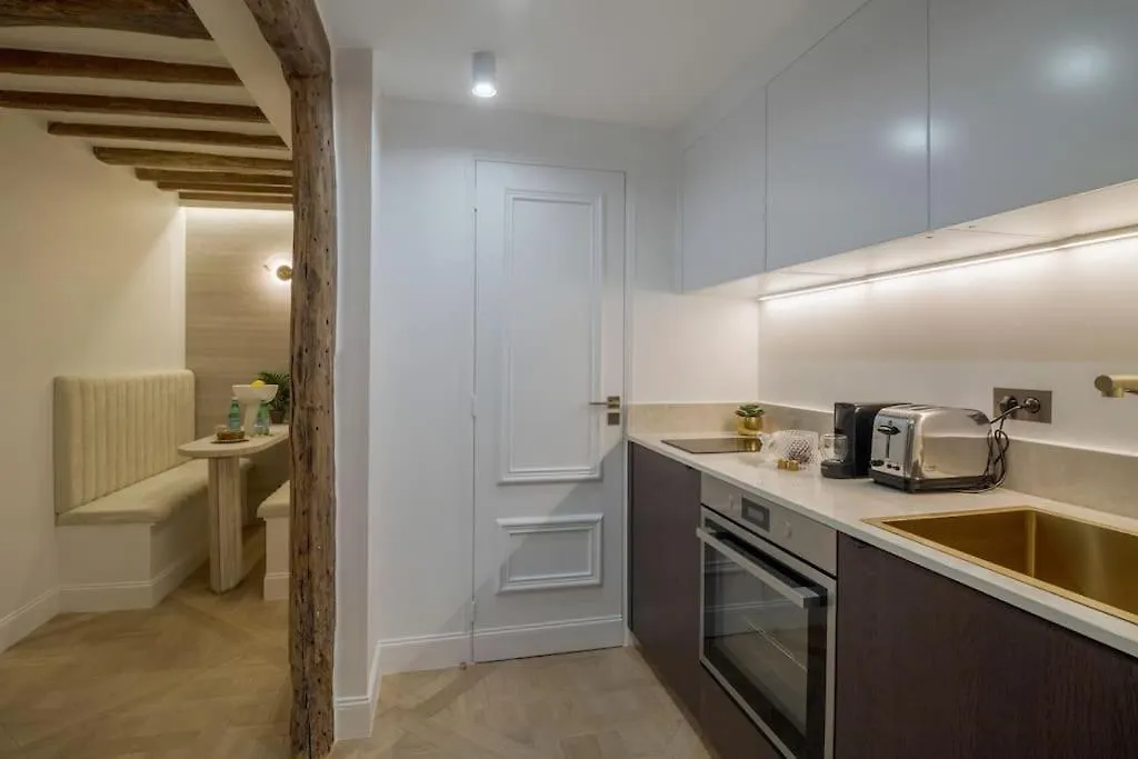 Suite Royale # Palais De L'Elysee # Paris 8 0*,  فرنسا